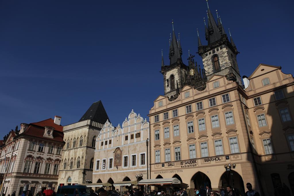 Old Town Apartments Tyn Praha Bagian luar foto